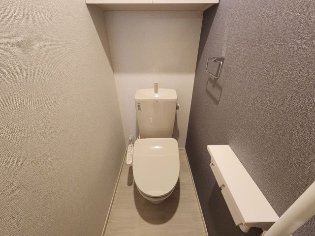 【白石市福岡長袋のアパートのトイレ】