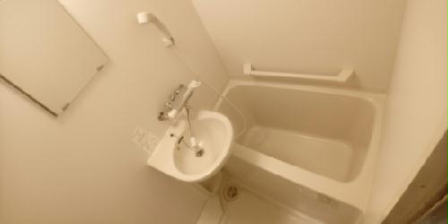 バス・シャワールーム　設備・使用は号室により異なる為、現況を優先致します。