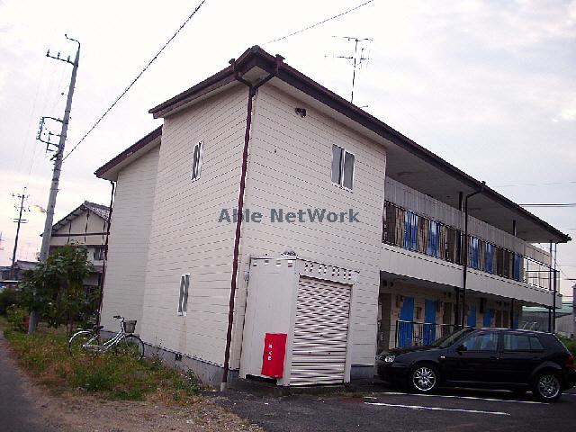 【羽島郡岐南町徳田西のアパートの建物外観】