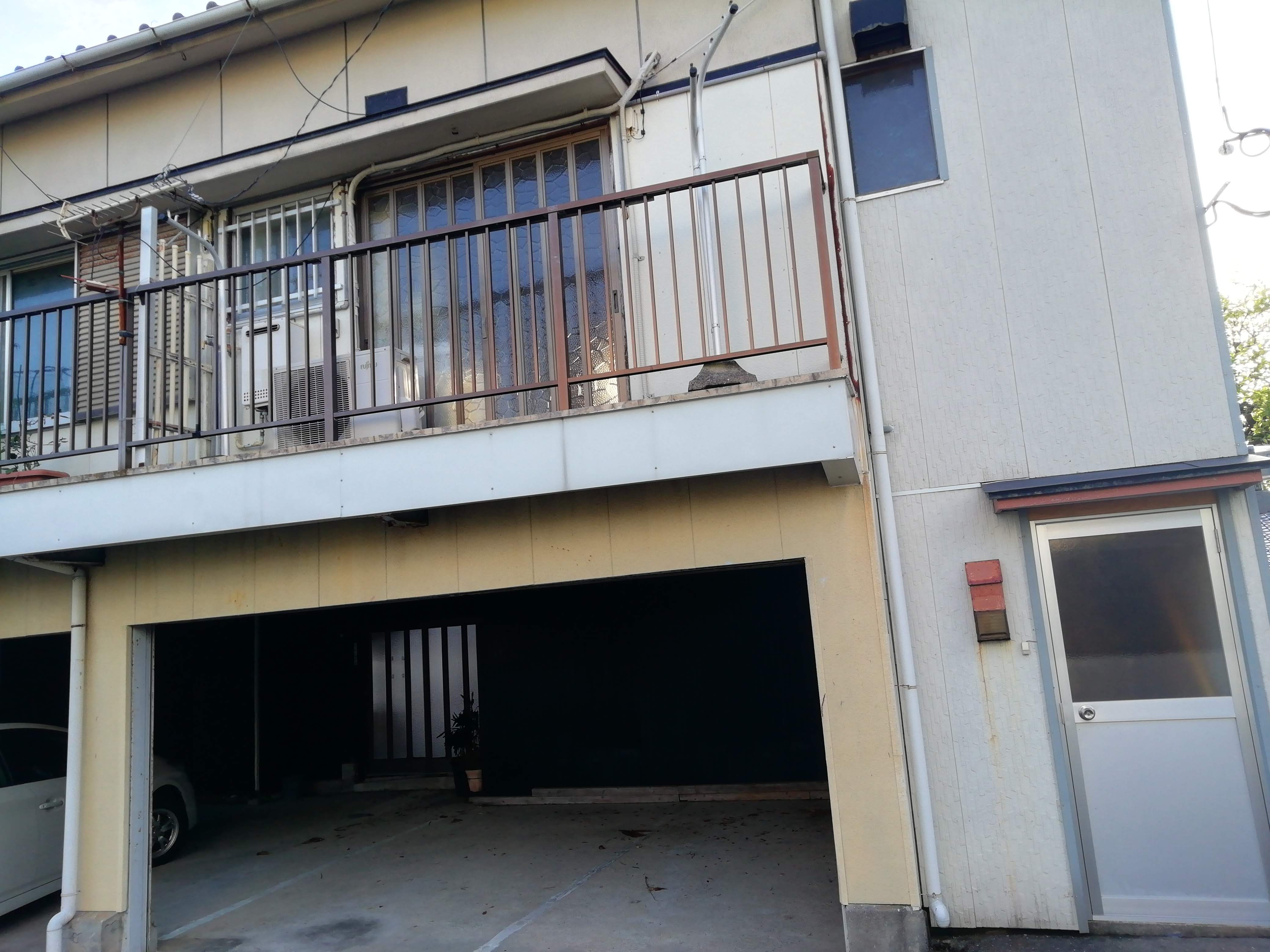 栗山住宅の建物外観