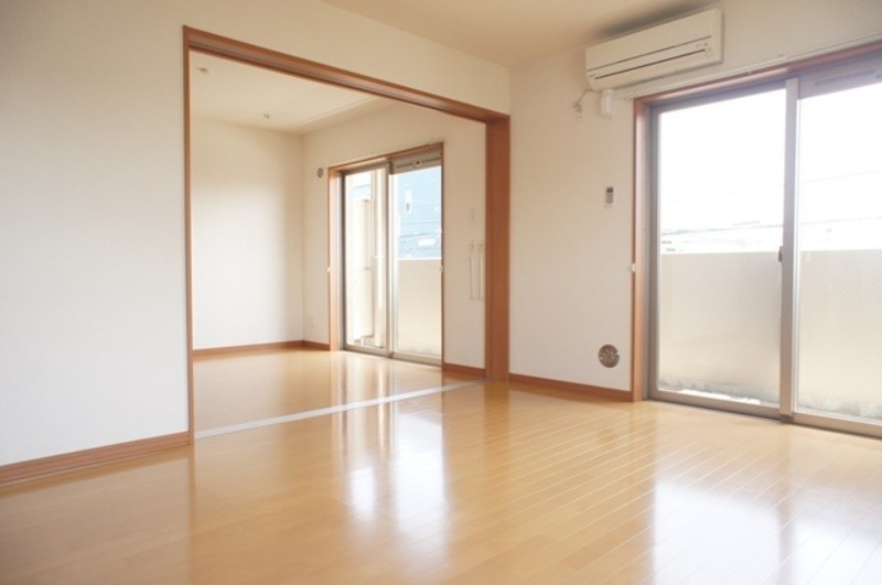 居室・リビング　図面と現状に相違がある場合には現状を優先