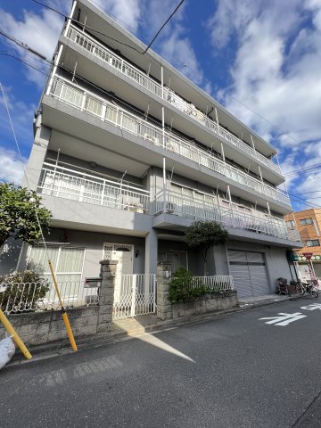 宇津木マンションの建物外観