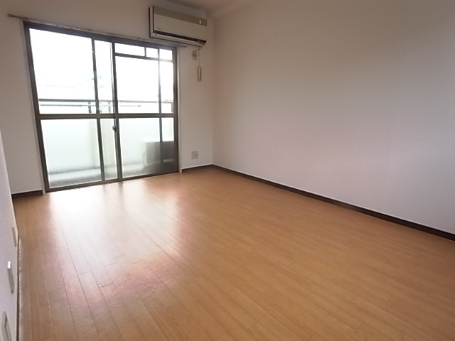 居室・リビング　洋室