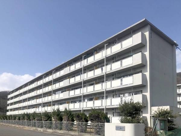 ビレッジハウス備前片上2号棟の建物外観