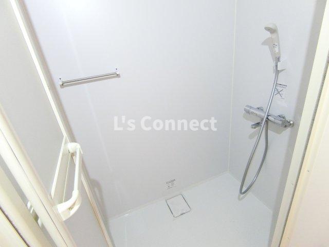 バス・シャワールーム　シャワールームにリフォーム済です。