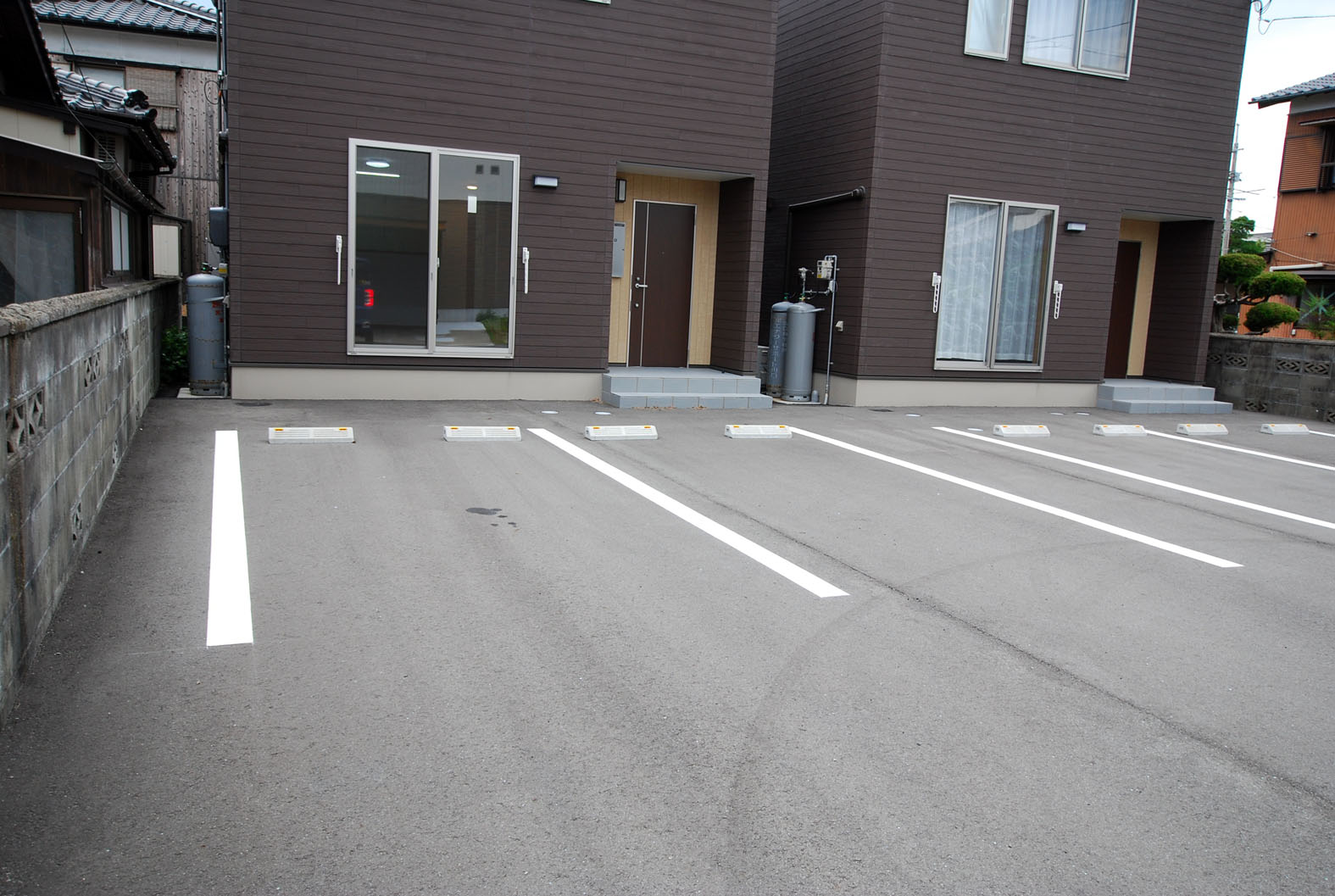 駐車場　駐車場