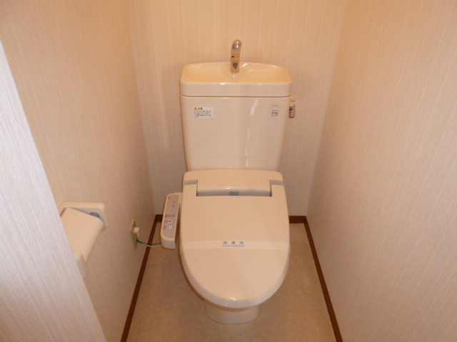 トイレ　ウォシュレット