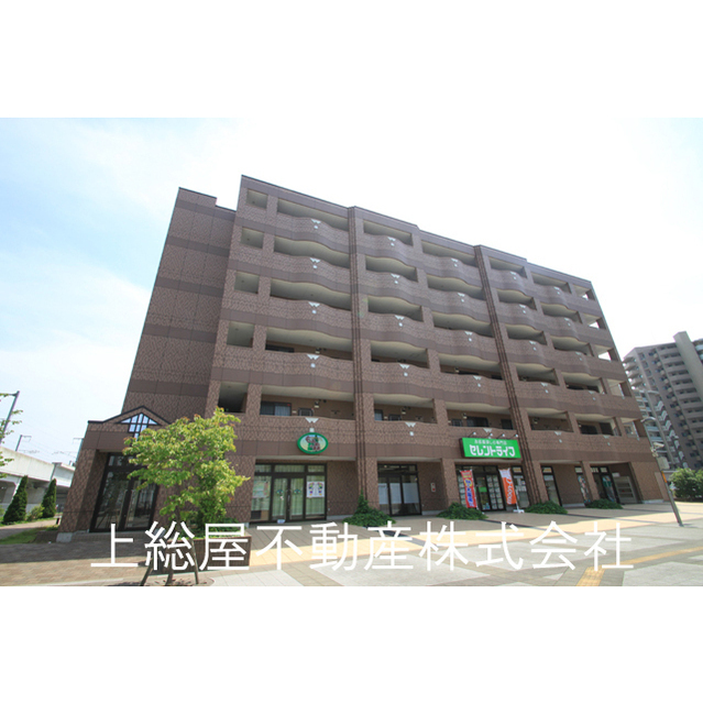 建物外観　万博記念公園駅徒歩１分