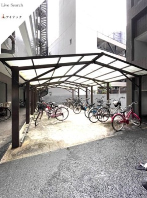 バルコニー　駐輪場