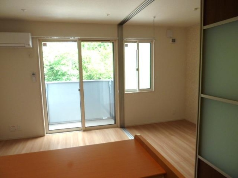 居室・リビング　図面と現状が相違がある場合には現状を優先