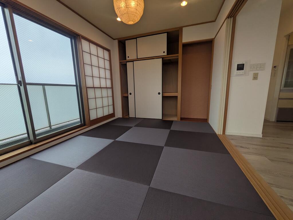 トゥールビヨンの居間写真