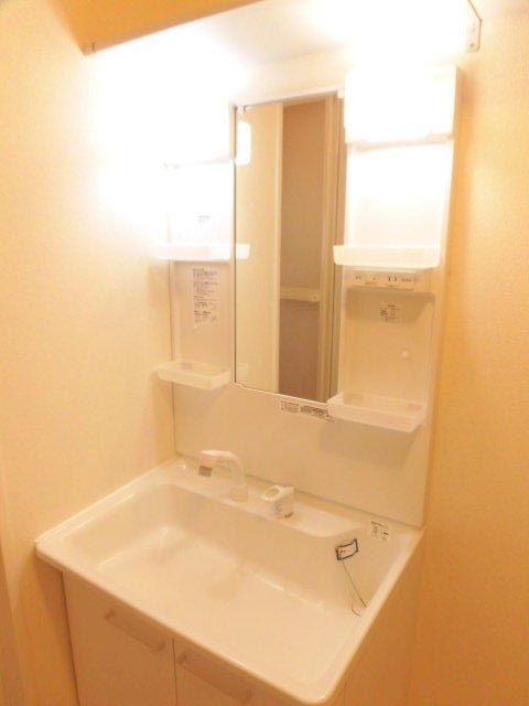 洗面設備　同仕様