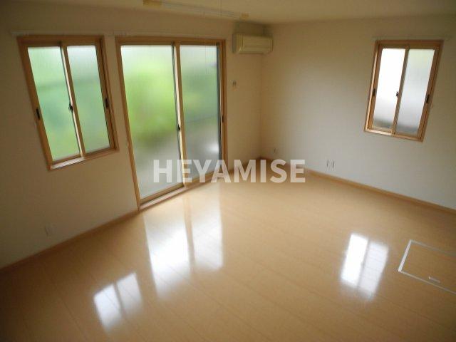 居室・リビング　※室内画像は別号室のもの