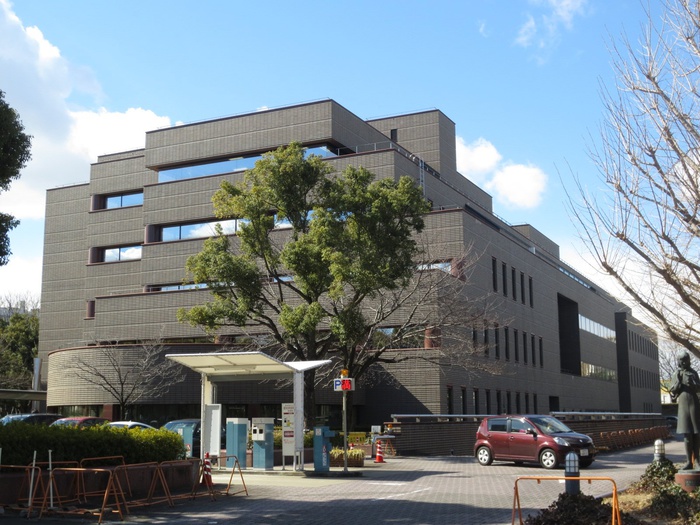 図書館　愛知県図書館（図書館）まで440m