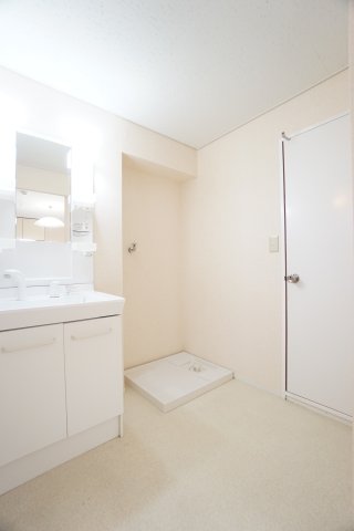 洗面設備　※同物件の写真です。