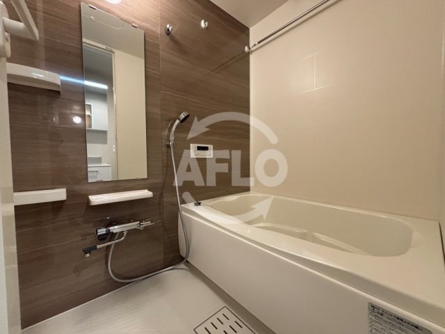 バス・シャワールーム　RET：umekita　浴室