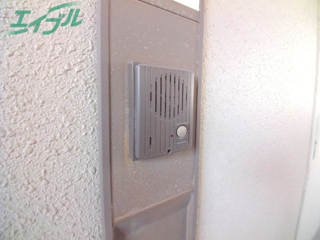 セキュリティ　同型参考写真