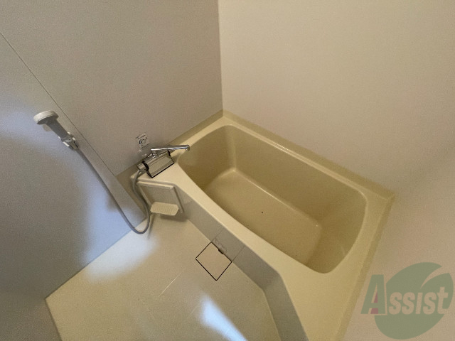 バス・シャワールーム　綺麗なお風呂で一日の疲れを吹き飛ばしましょう！