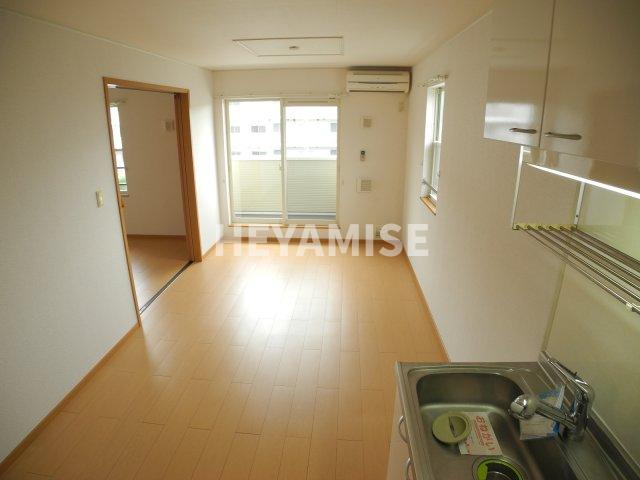 居室・リビング　※室内画像は類似物件のもの