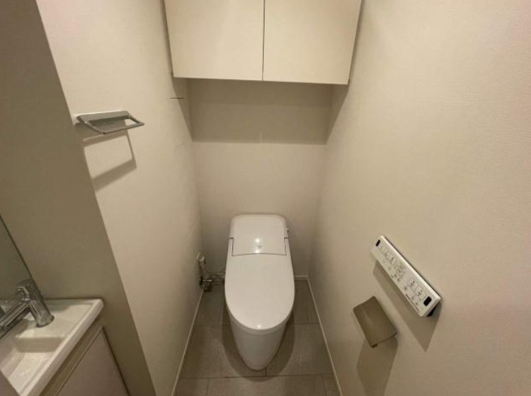 トイレ　※こちらのお写真は他部屋になり参考写真です※