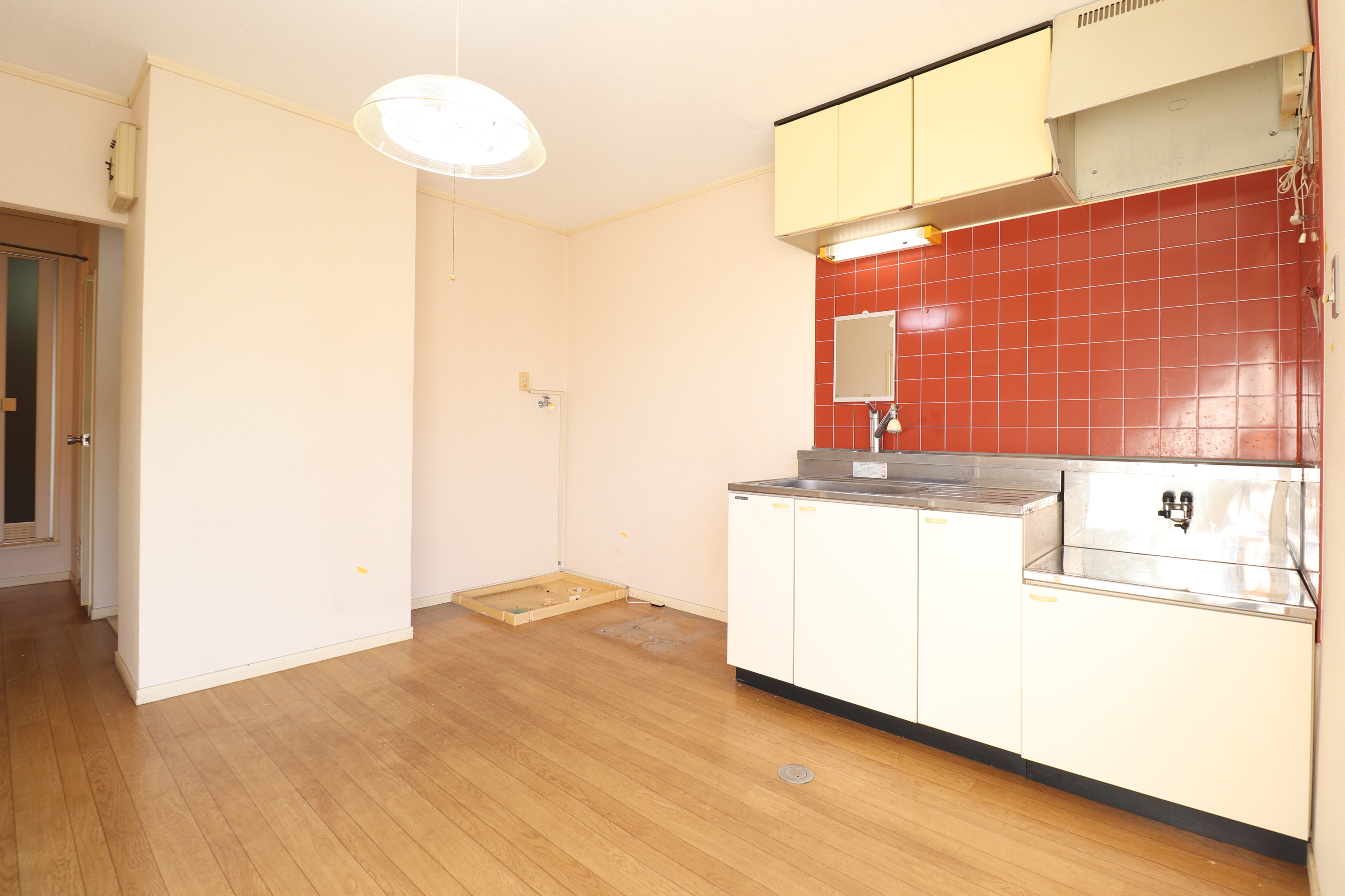 居室・リビング　6.0帖でゆったりと過ごして頂けるダイニングキッチンです♪