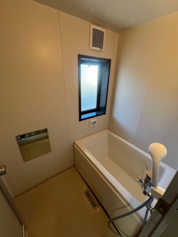 バス・シャワールーム　お風呂で日々の疲れを落としましょう