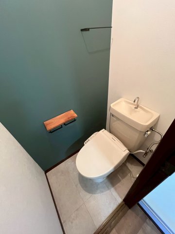 トイレ　トイレもきれいです