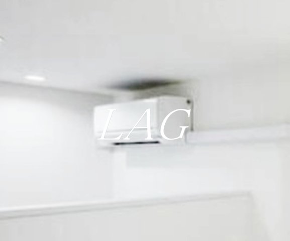 その他　エアコン付です。