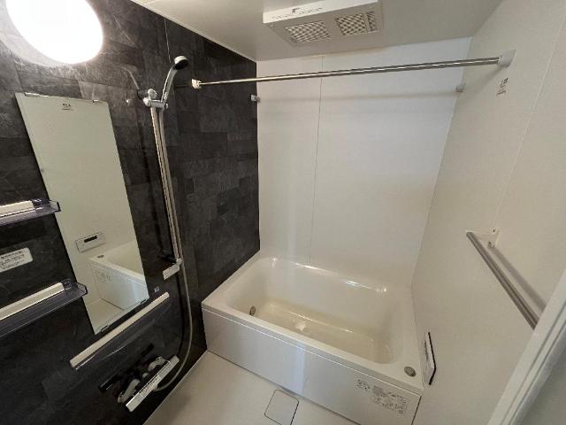 バス・シャワールーム　バス（イメージ）