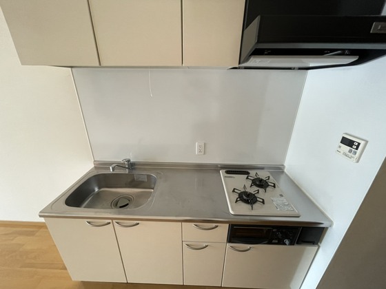 キッチン　※別部屋の写真です