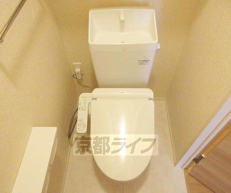トイレ　清潔感のあるトイレです・