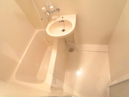 バス・シャワールーム　浴室