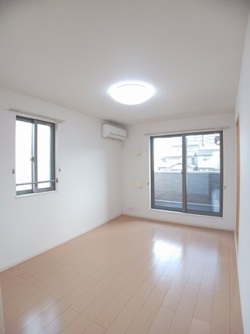 居室・リビング　ゆったりとした居間です