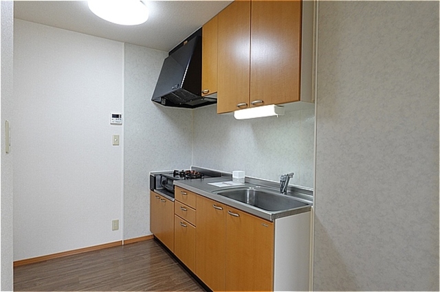 キッチン　キッチン（４帖）