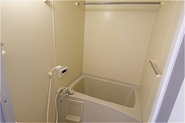 バス・シャワールーム　換気暖房乾燥機付き浴室