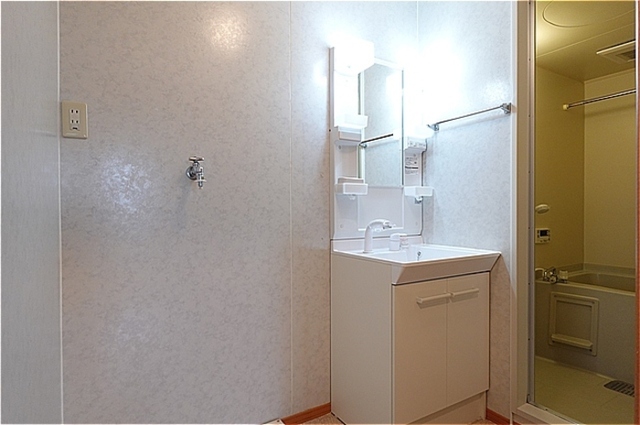 洗面設備　洗髪洗面化粧台