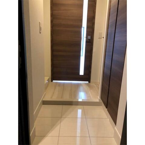 玄関　同じ仕様