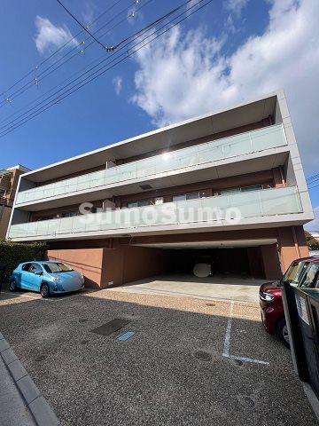 建物外観　外観は落ち着いています