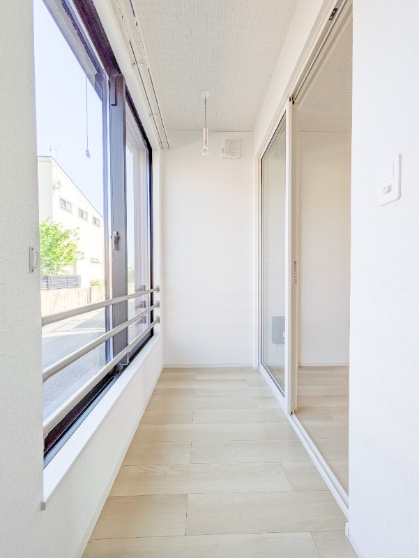 バルコニー　図面と現状に相違がある場合には現状を優先