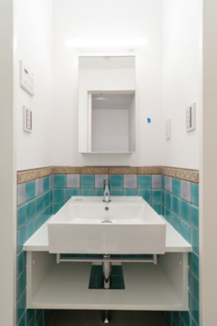 洗面設備　※写真は同タイプ住戸です。