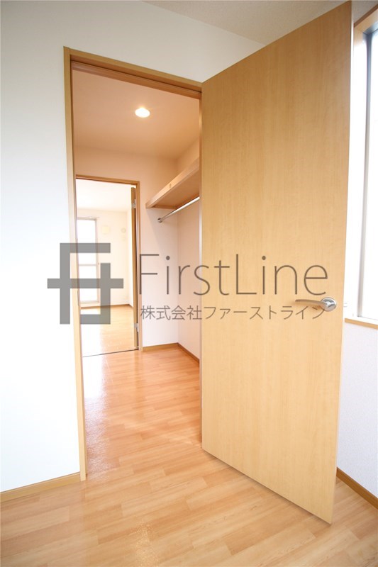 収納　反転タイプ