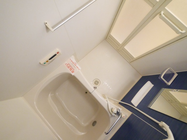 バス・シャワールーム　ゆったり過ごせるお風呂です