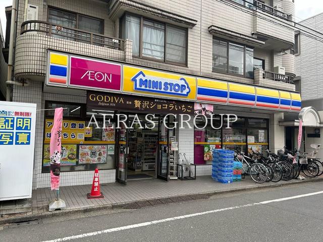 コンビニ　ミニストップ 要町３丁目店（コンビニ）まで320m