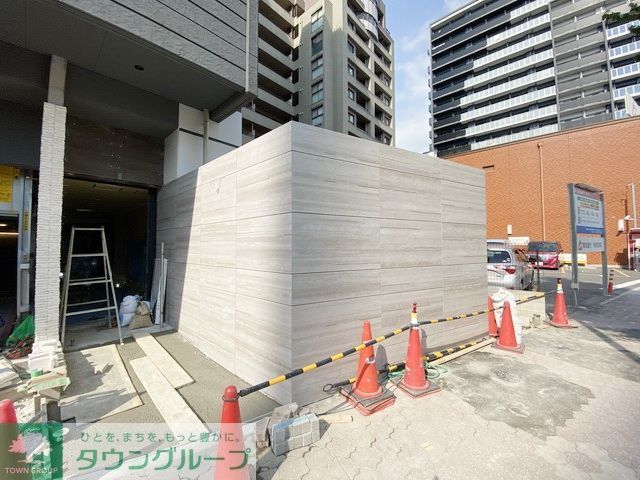 エントランス　駐車場