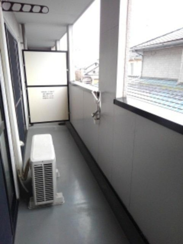 バルコニー　図面と現状に相違がある場合には現状を優先