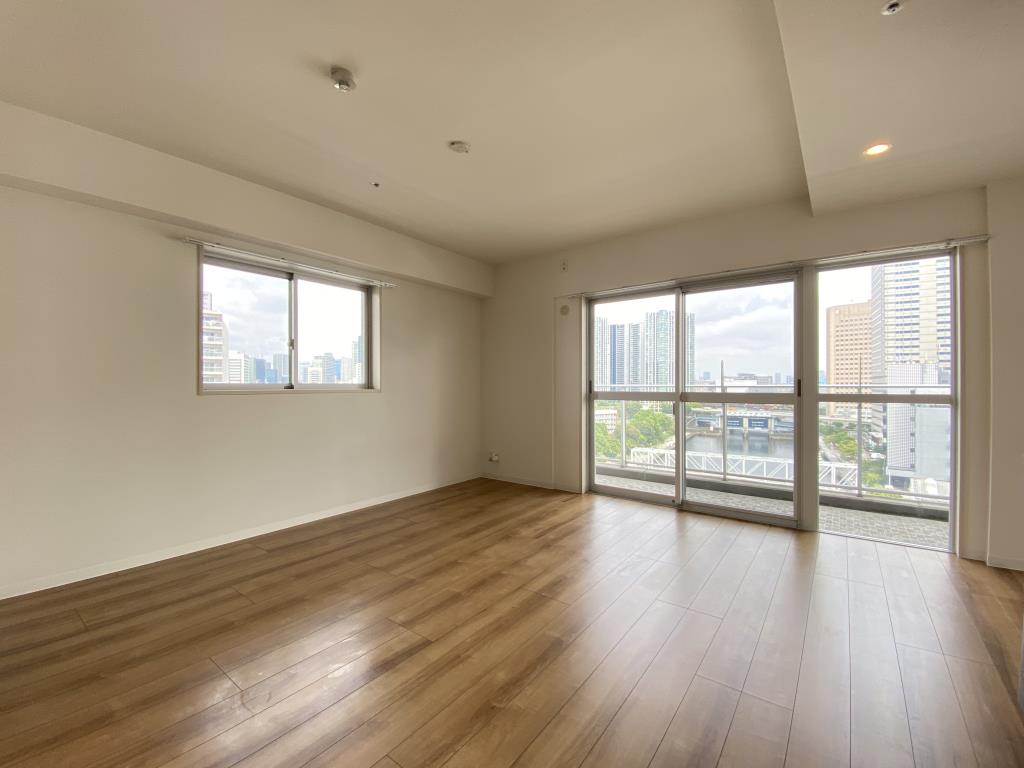 居室・リビング　内観1