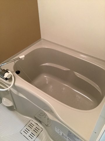 バス・シャワールーム　浴室乾燥付きのバスルーム♪