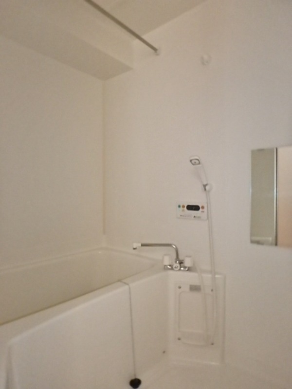 バス・シャワールーム　図面と現状に相違がある場合には現状を優先