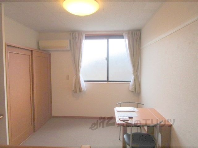 居室・リビング　洋室