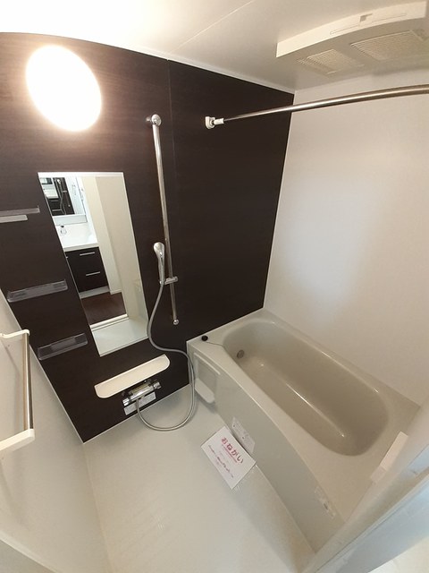 バス・シャワールーム　風呂